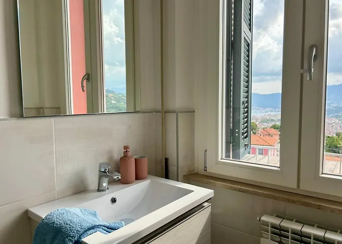 Apartamento Ampio Fino A 6 Persone Sulle Colline Della Spezia, Vista Panoramica Sul Golfo - 10 Minuti Dal Centro Citta 16 Da Sarzana E Lerici