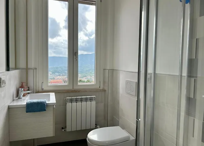 Ampio Fino A 6 Persone Sulle Colline Della Spezia, Vista Panoramica Sul Golfo - 10 Minuti Dal Centro 16 Da Sarzana E Lerici Appartement *